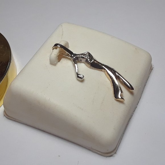 .01ct Diamond 1" 14Kt YG Golfer Pendant #15541 - Picture 2 of 4